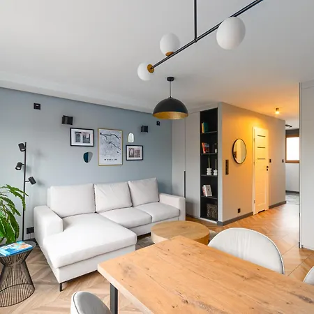 Czysta Modern Apartment *