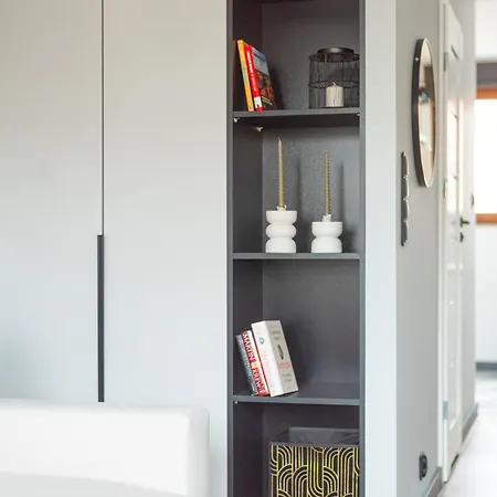 Czysta Modern By Bookinghost ヴロツワフ