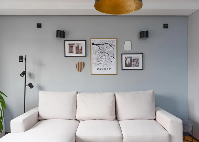 Czysta Modern By Bookinghost Wrocław